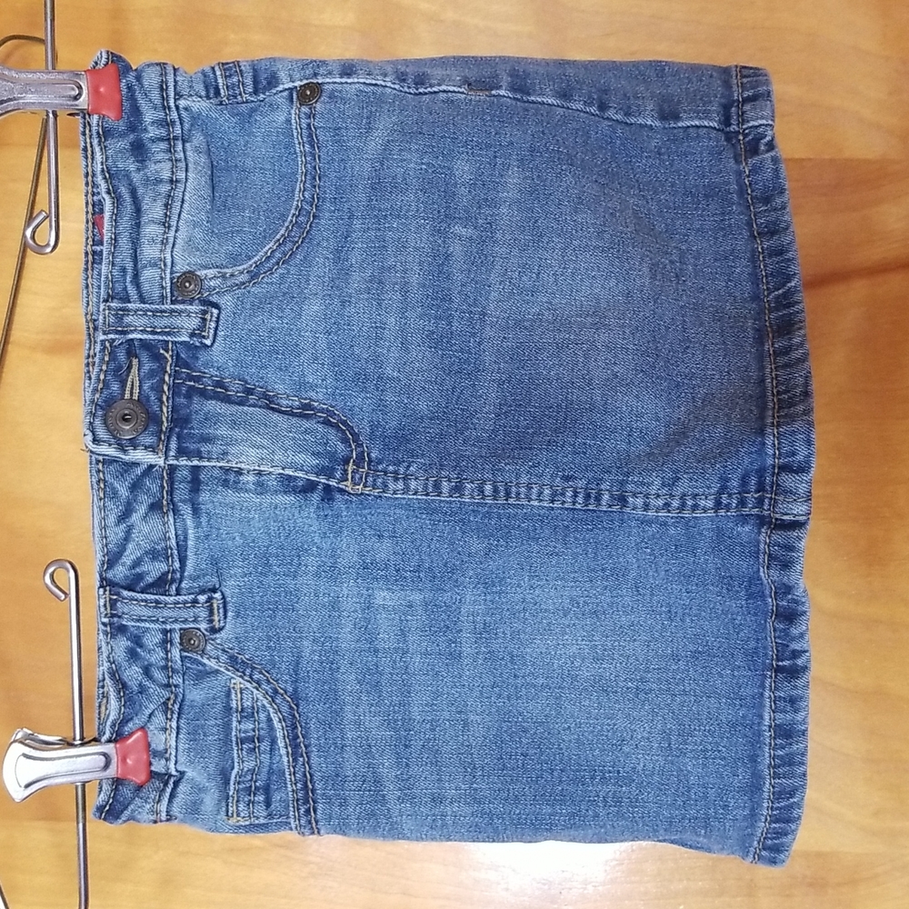 Girls' Arizona Jean denim skirt.  Size 6